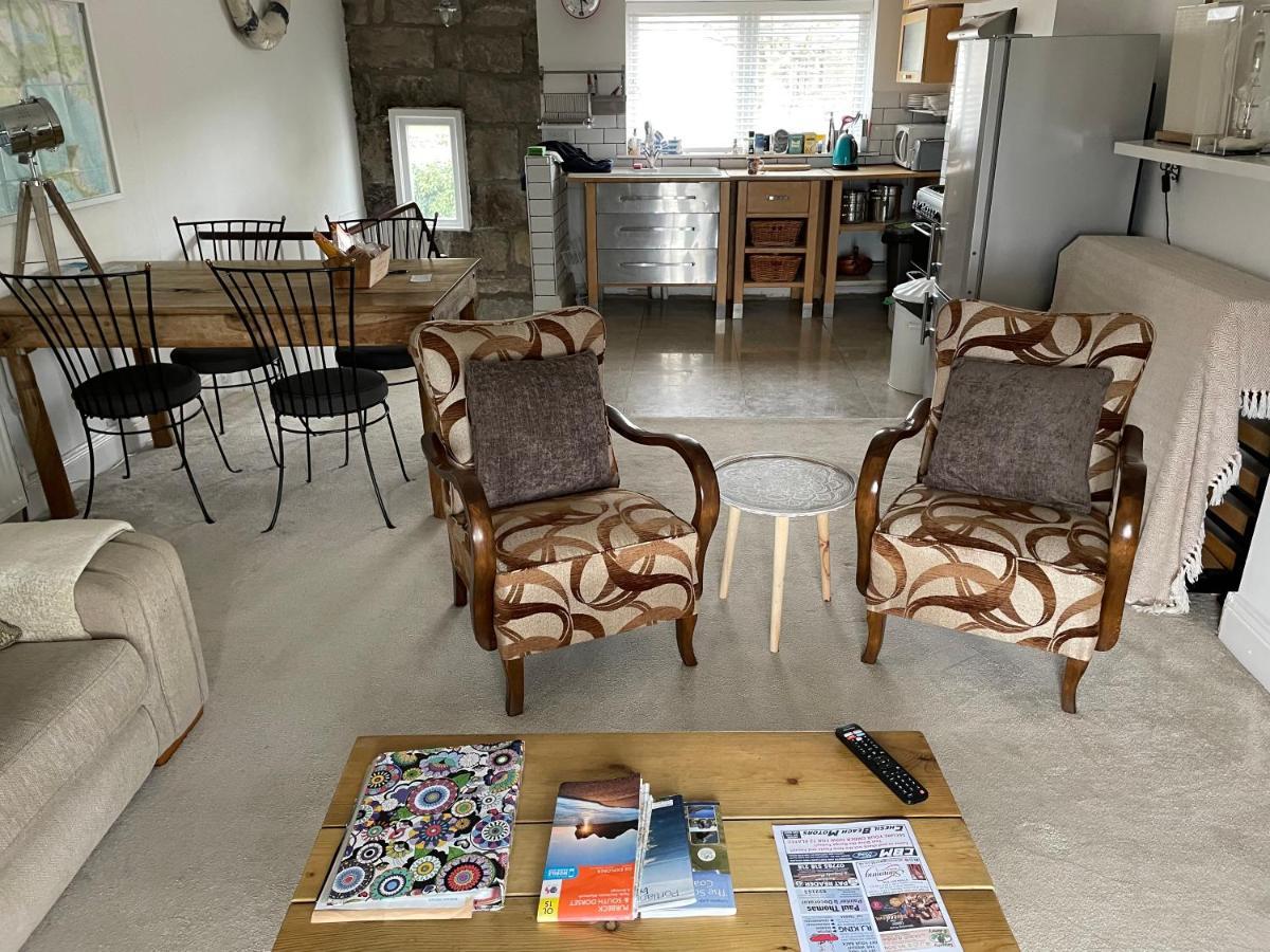Seaview Cottage With Oodles Of Charm Sleeps 4 Портланд Екстериор снимка